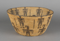 Pima%20artist%2C%20%3Cb%3E%3Ci%3E%20Basket%3C%2Fi%3E%3C%2Fb%3E%2C%20ca.%201920%2C%20willow%20and%20natural%20dyes%2C%20Gift%20of%20Captain%20Homer%20T.%20Shaver%2C%20no%20known%20copyright%20restrictions%2C%2055.234